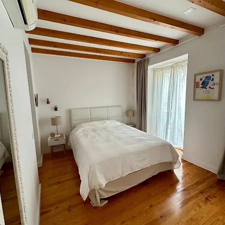 Apartment With Castle View